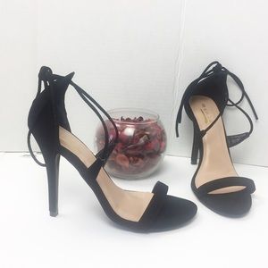 💥Black Lace Up Heels💥